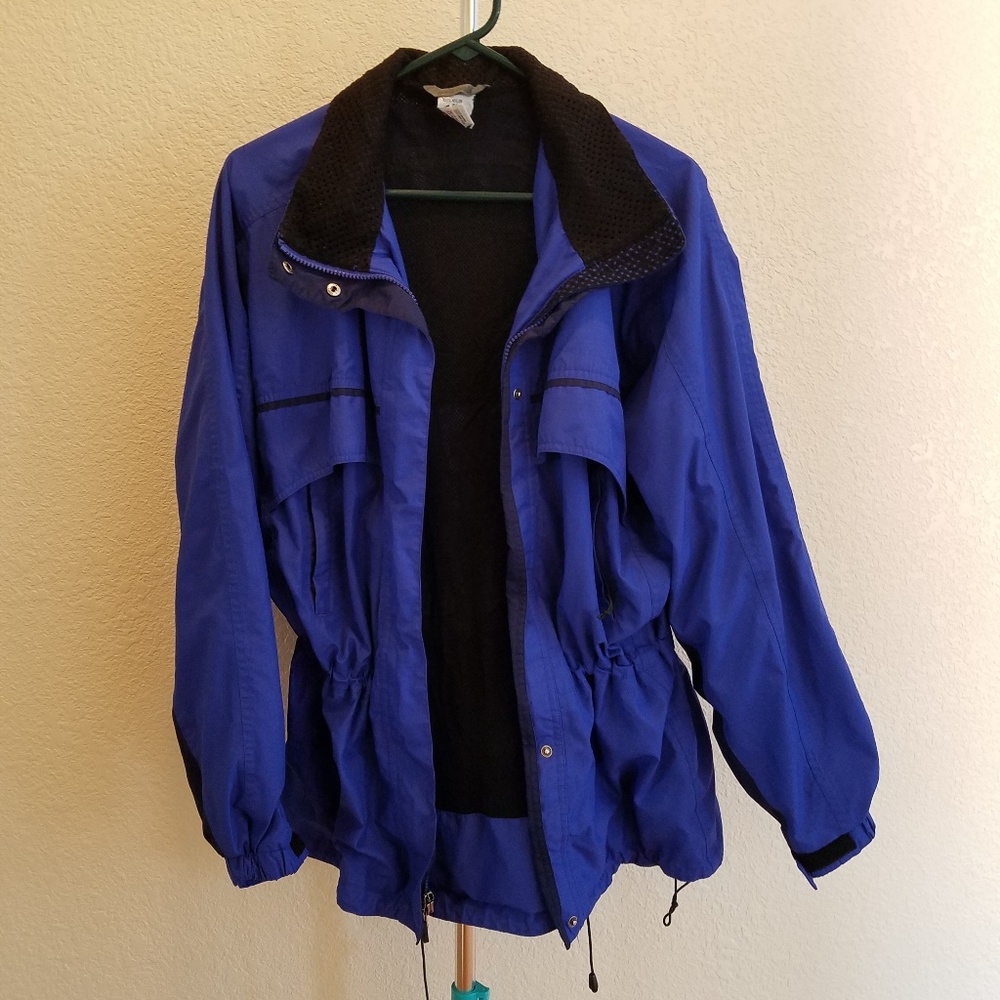 Moving Comfort Wind Jacket